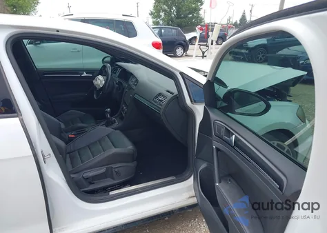 2018 Volkswagen Golf R z USA, uszkodzony, nr VIN WVWWF7AU7JW063758